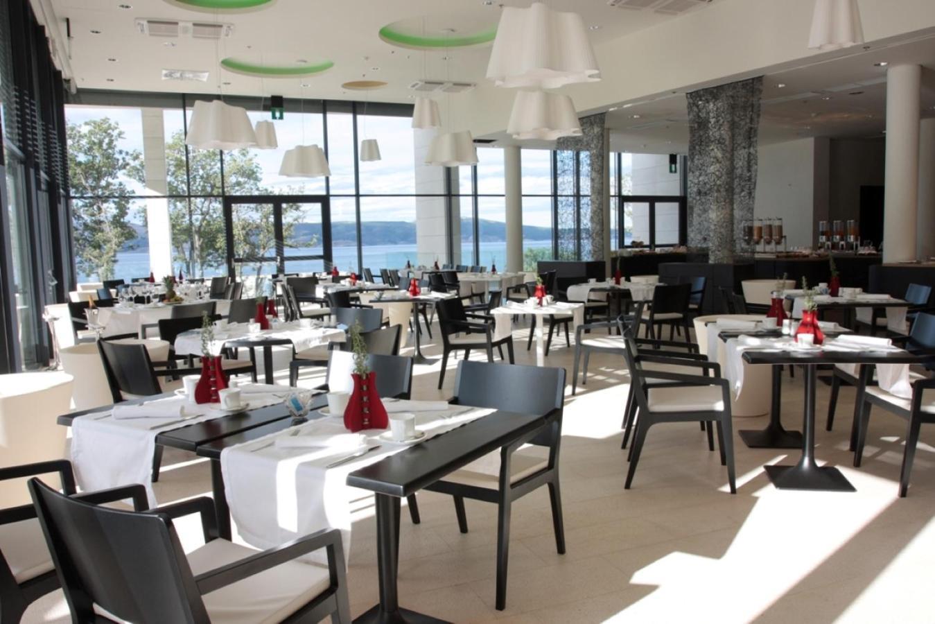 Apartments Grand Novi Vinodolski Resort Zewnętrze zdjęcie