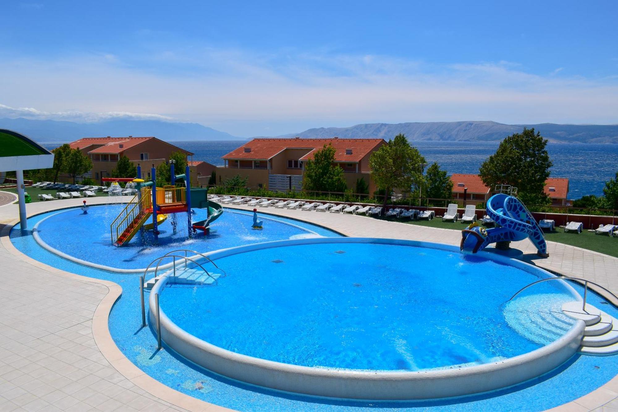 Apartments Grand Novi Vinodolski Resort Zewnętrze zdjęcie